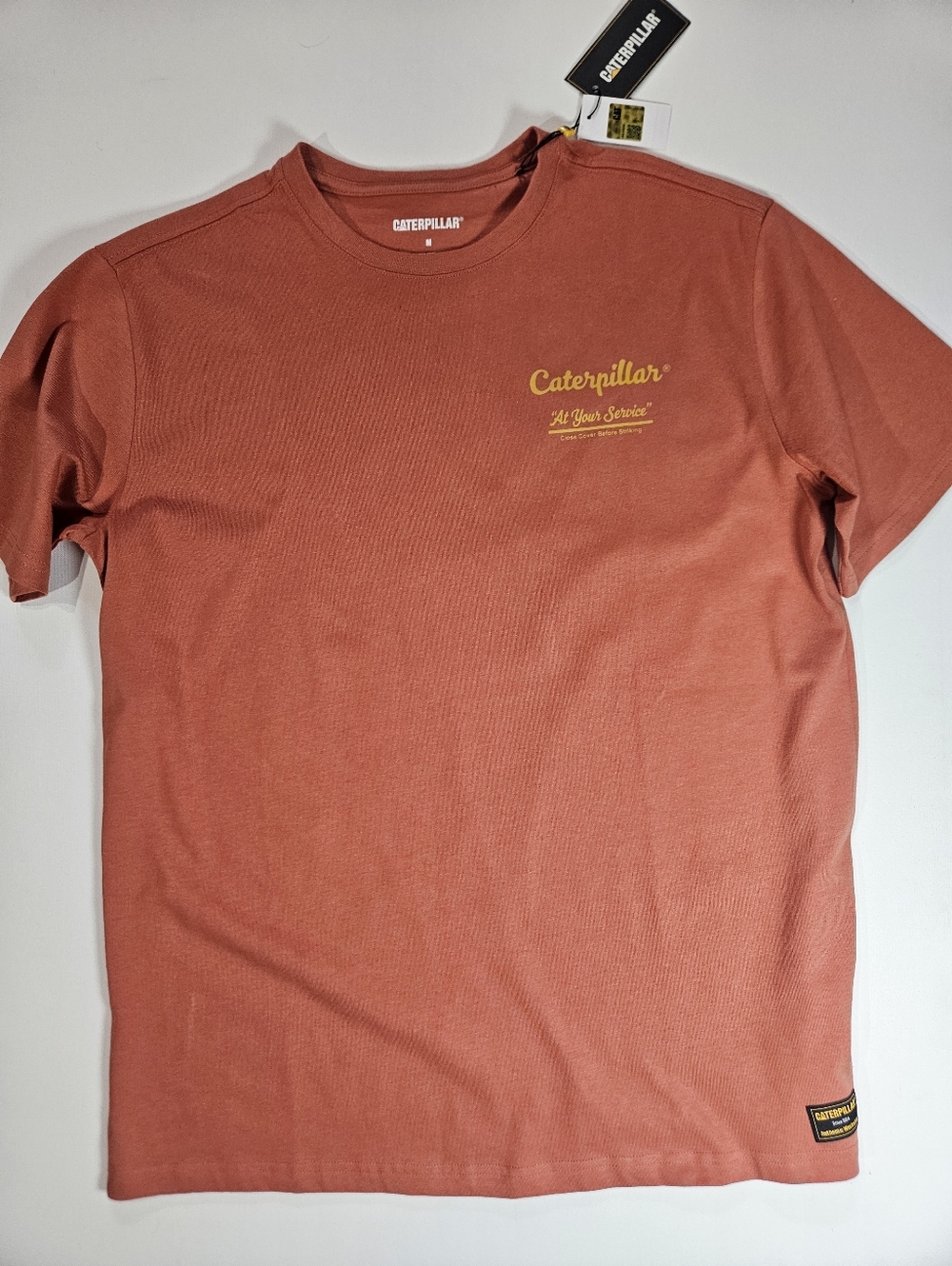 NWT Caterpillar T-Shirt Mens Medium Orange‎ Yellow Logo Heavyweight Durable Tee